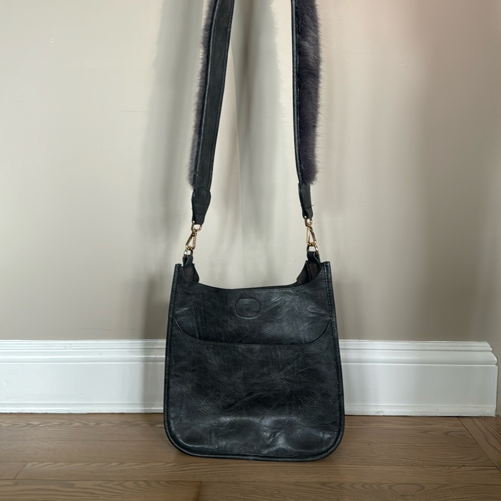 Grey Crossbody Bag faux fur Strap